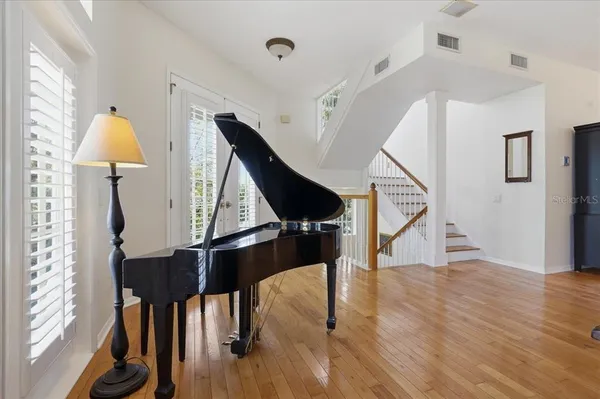 $1,250,000 | 196 Shore Drive, Palm Harbor, FL 34683