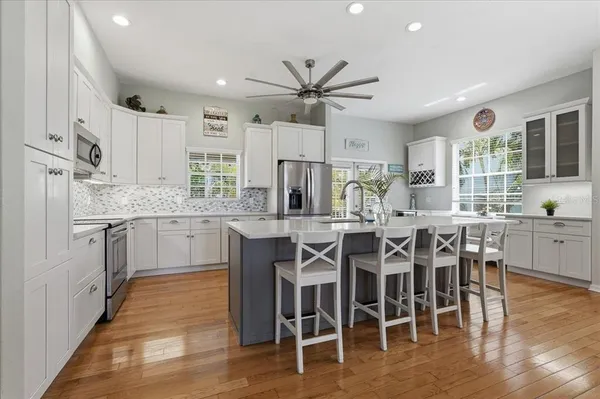$1,250,000 | 196 Shore Drive, Palm Harbor, FL 34683