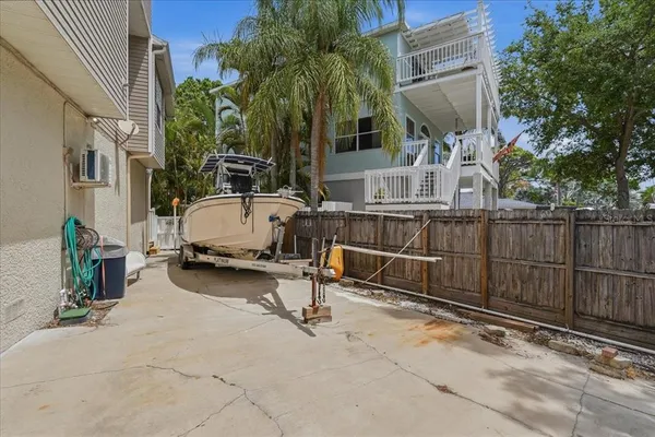 $1,250,000 | 196 Shore Drive, Palm Harbor, FL 34683