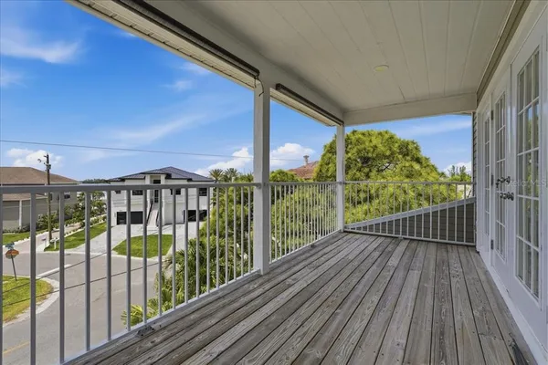 $1,250,000 | 196 Shore Drive, Palm Harbor, FL 34683