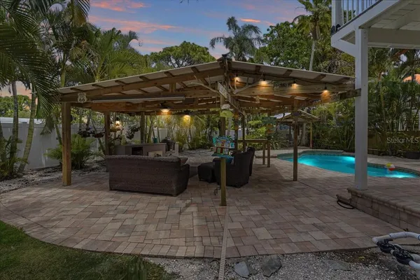 $1,250,000 | 196 Shore Drive, Palm Harbor, FL 34683