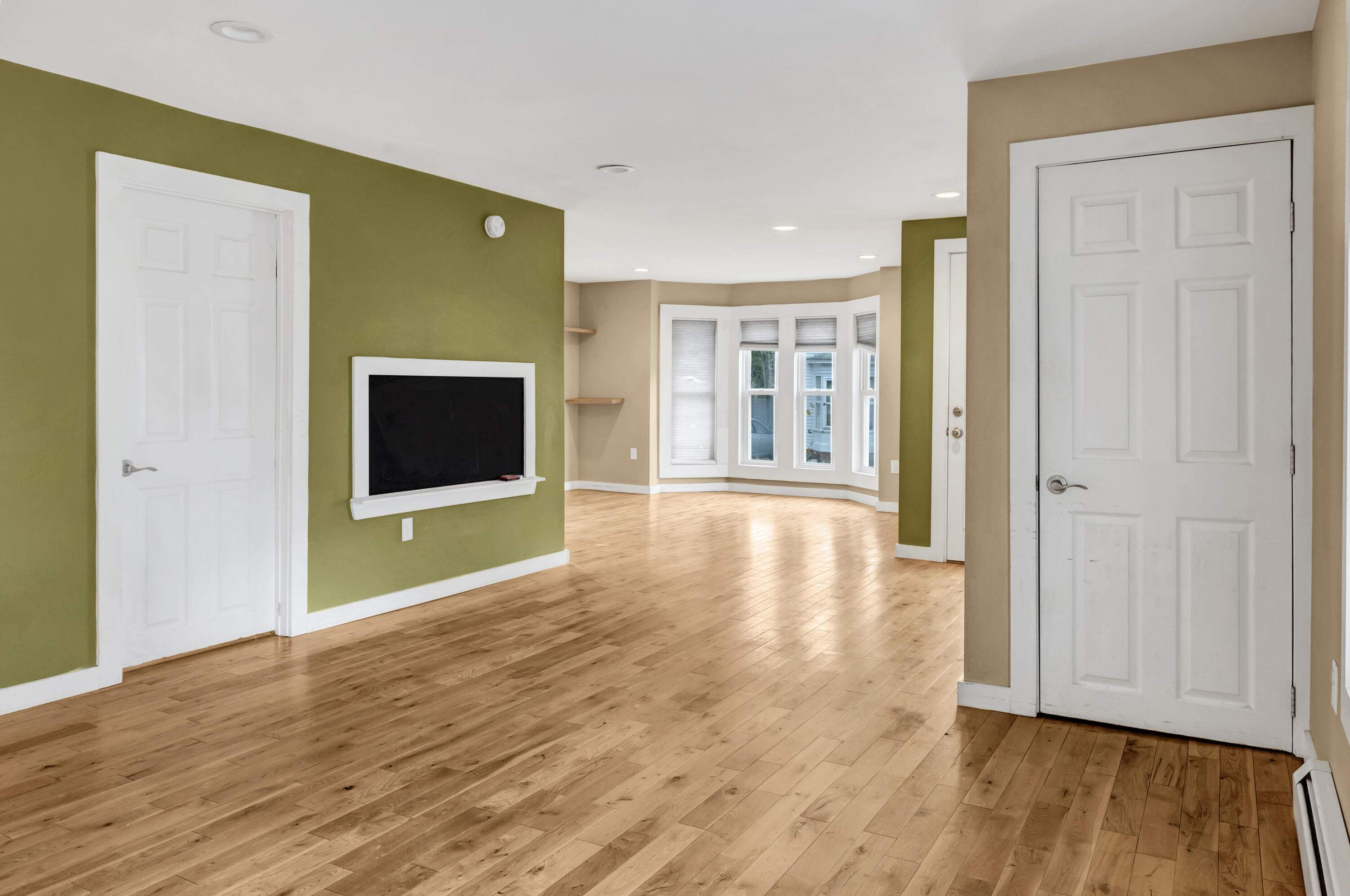 16 Weeman Street Springvale, ME 04083 - Photo 5 of 32 DSC06637