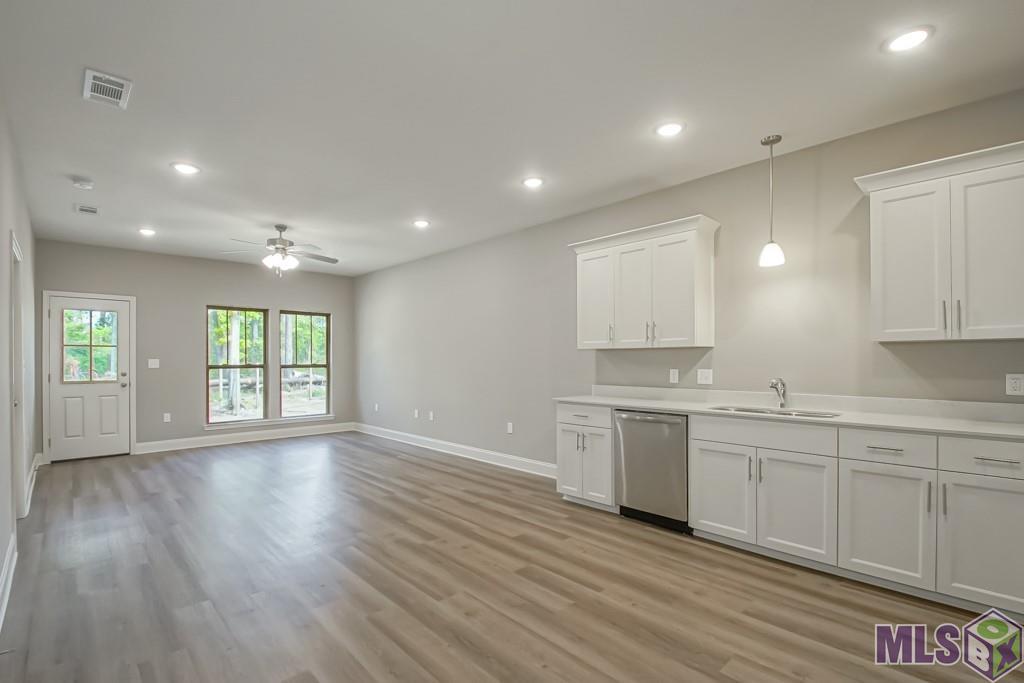 19997 Grantham Road, Unit A Livingston, LA 70754 - Photo 5 of 23 Gallery Image 5