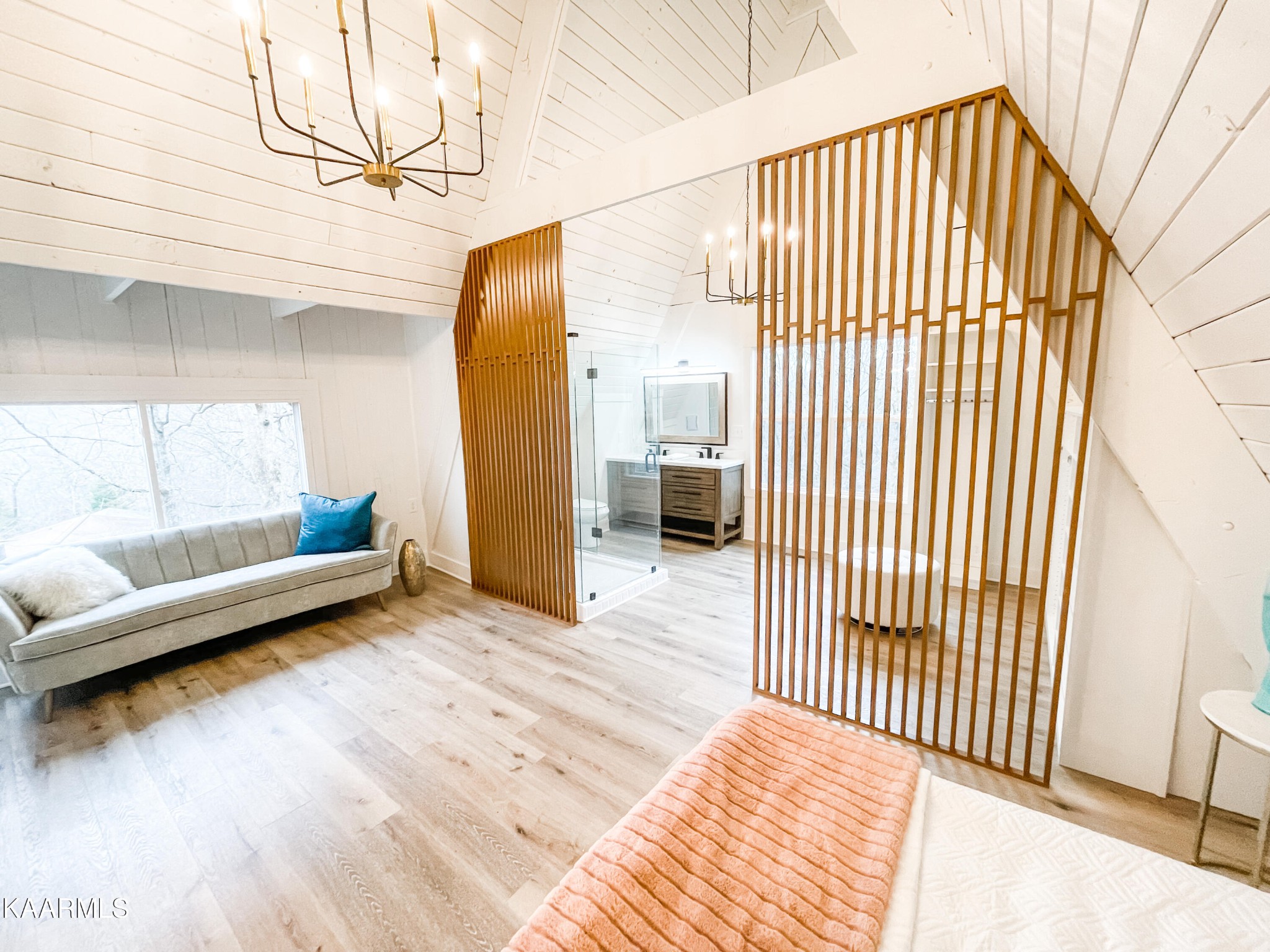 232 East Red Bud Road Knoxville, TN 37920 - Photo 23 of 34 a view of a room with wooden floor and chair