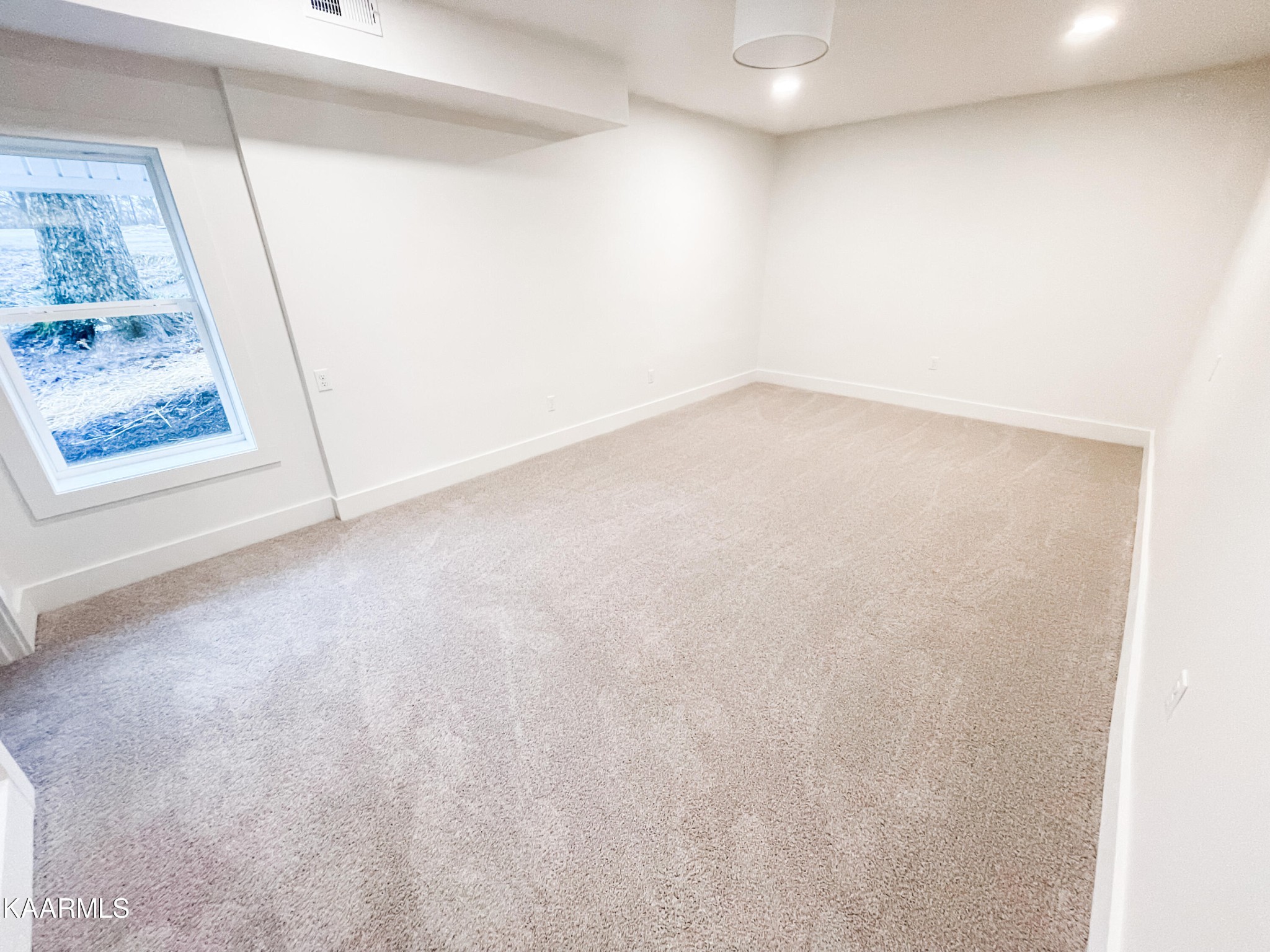 232 East Red Bud Road Knoxville, TN 37920 - Photo 31 of 34 a view of an empty room