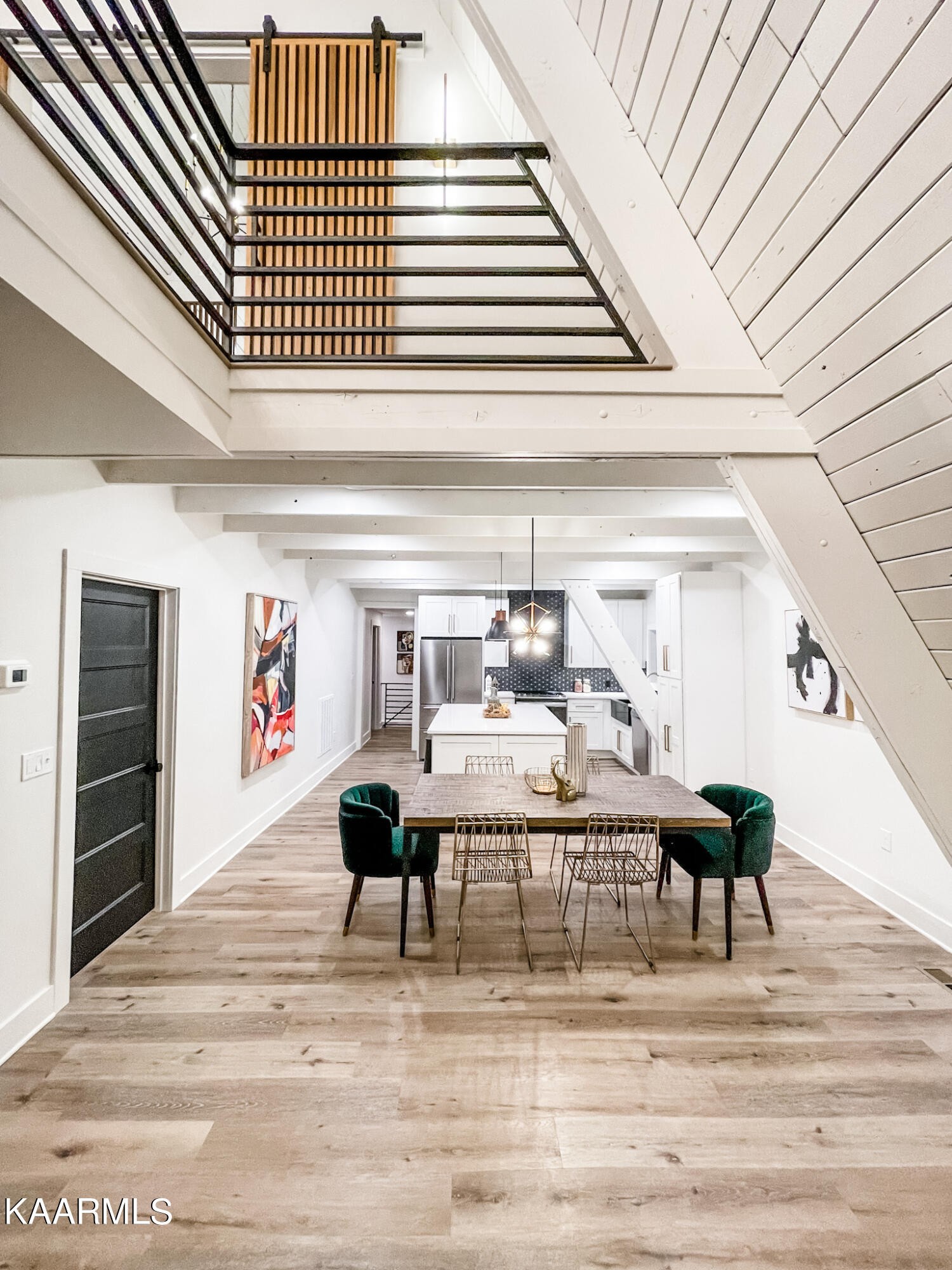 232 East Red Bud Road Knoxville, TN 37920 - Photo 8 of 34 a view of entryway and hall