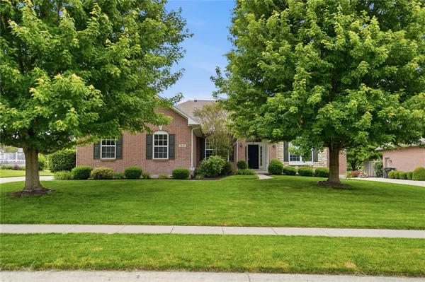 $499,900 | 3204 Seton Hill Drive, Bellbrook, OH 45305