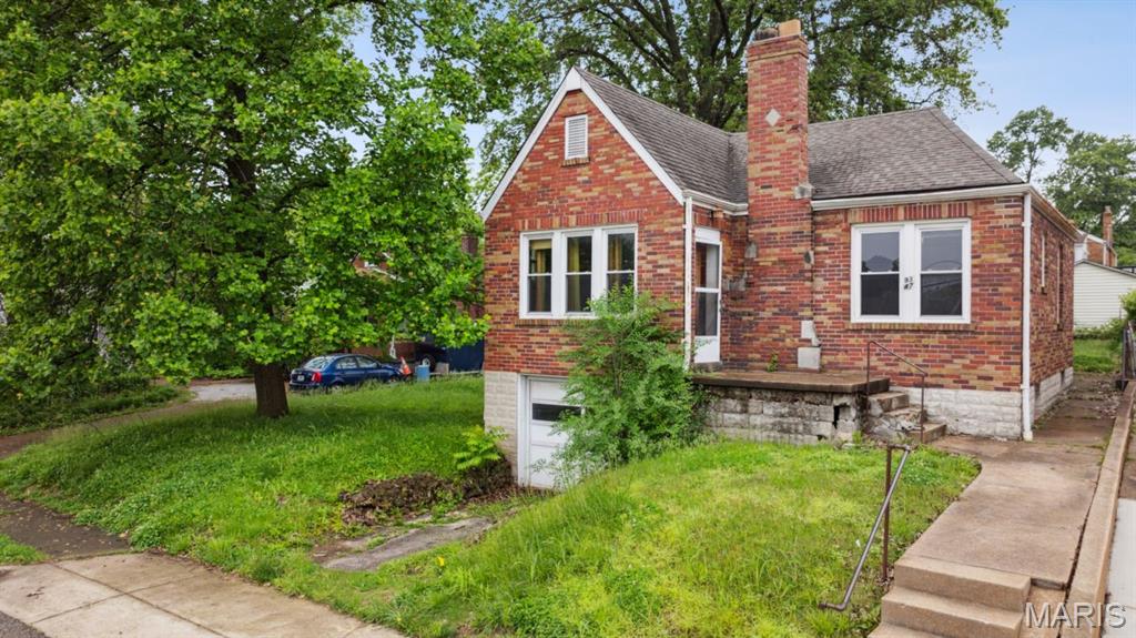 9347 MacKenzie Road St. Louis, MO 63123 - Photo 3 of 23