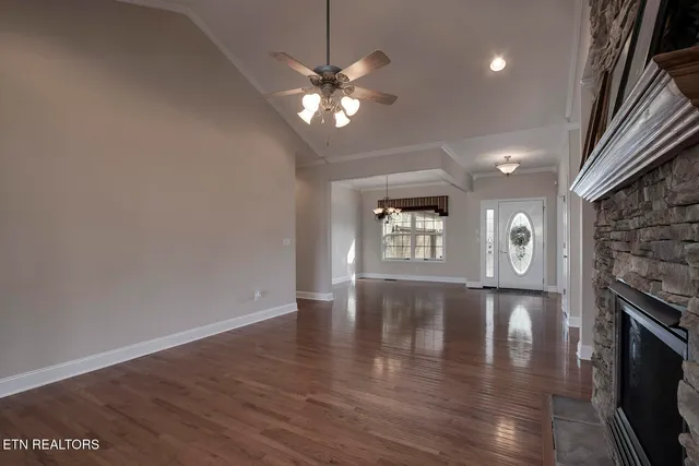 $699,000 | 106 Geya Circle, Loudon, TN 37774