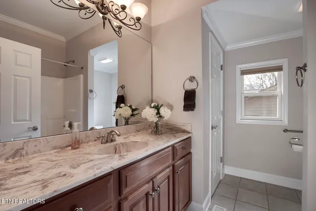 $699,000 | 106 Geya Circle, Loudon, TN 37774