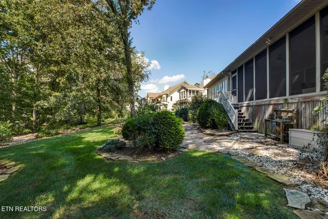 $699,000 | 106 Geya Circle, Loudon, TN 37774
