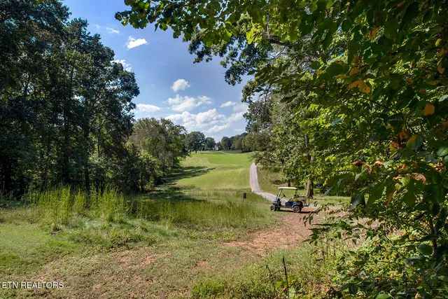 $699,000 | 106 Geya Circle, Loudon, TN 37774