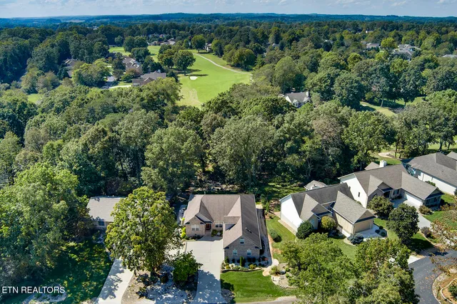 $699,000 | 106 Geya Circle, Loudon, TN 37774