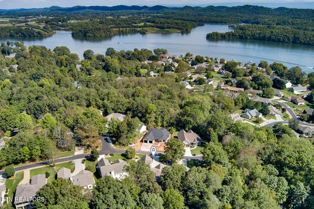 $699,000 | 106 Geya Circle, Loudon, TN 37774