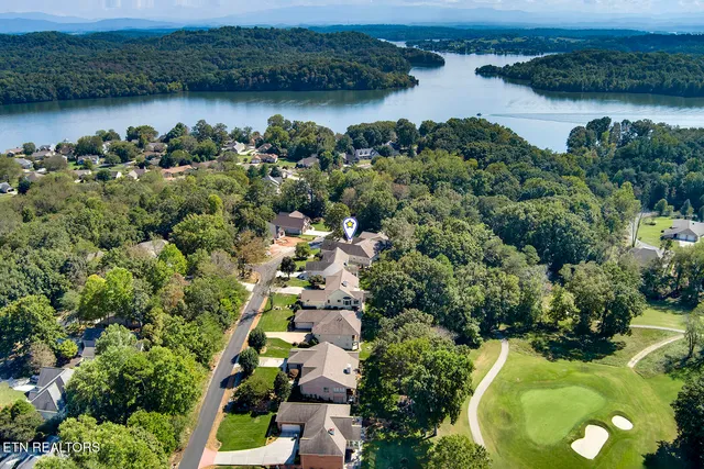 $699,000 | 106 Geya Circle, Loudon, TN 37774