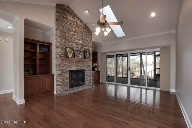 $699,000 | 106 Geya Circle, Loudon, TN 37774