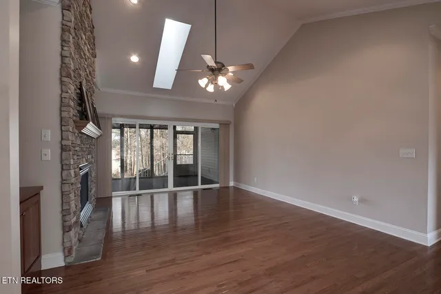 $699,000 | 106 Geya Circle, Loudon, TN 37774