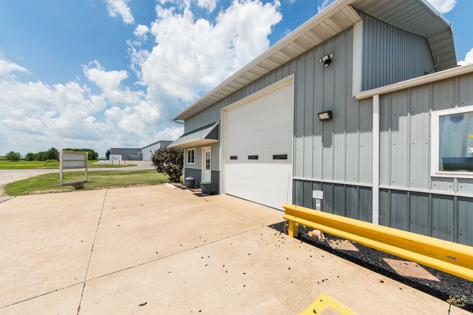 1421 Industrial Park Road Minonk, IL 61760 - Photo 34 of 41