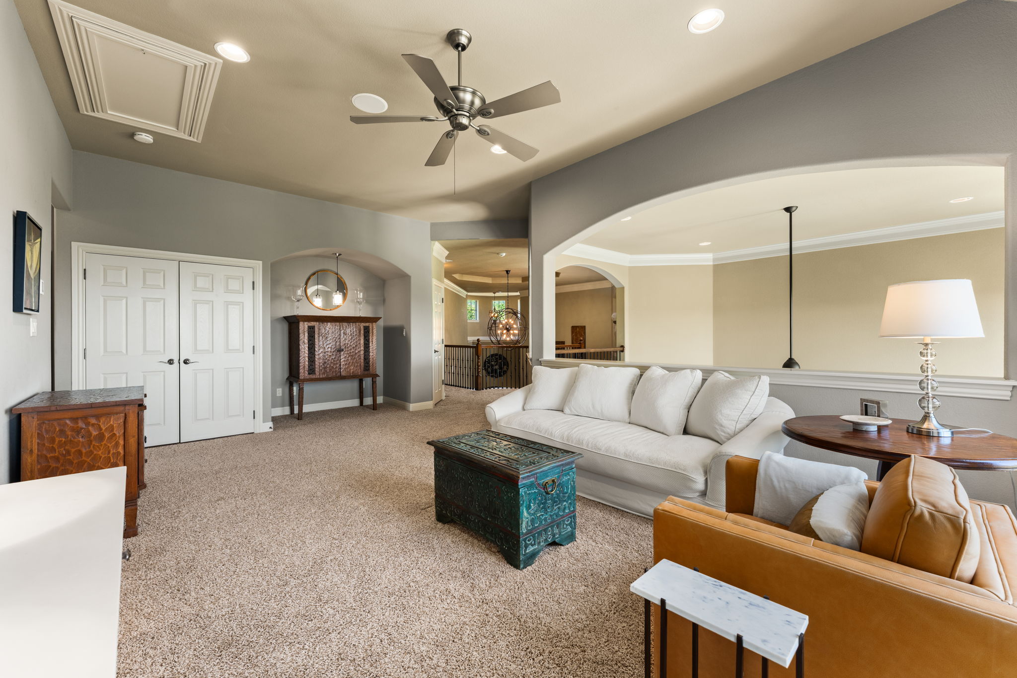 205 Emerald Ridge Drive Austin, TX 78732 - Photo 20 of 40 a living room with furniture and a wooden floor