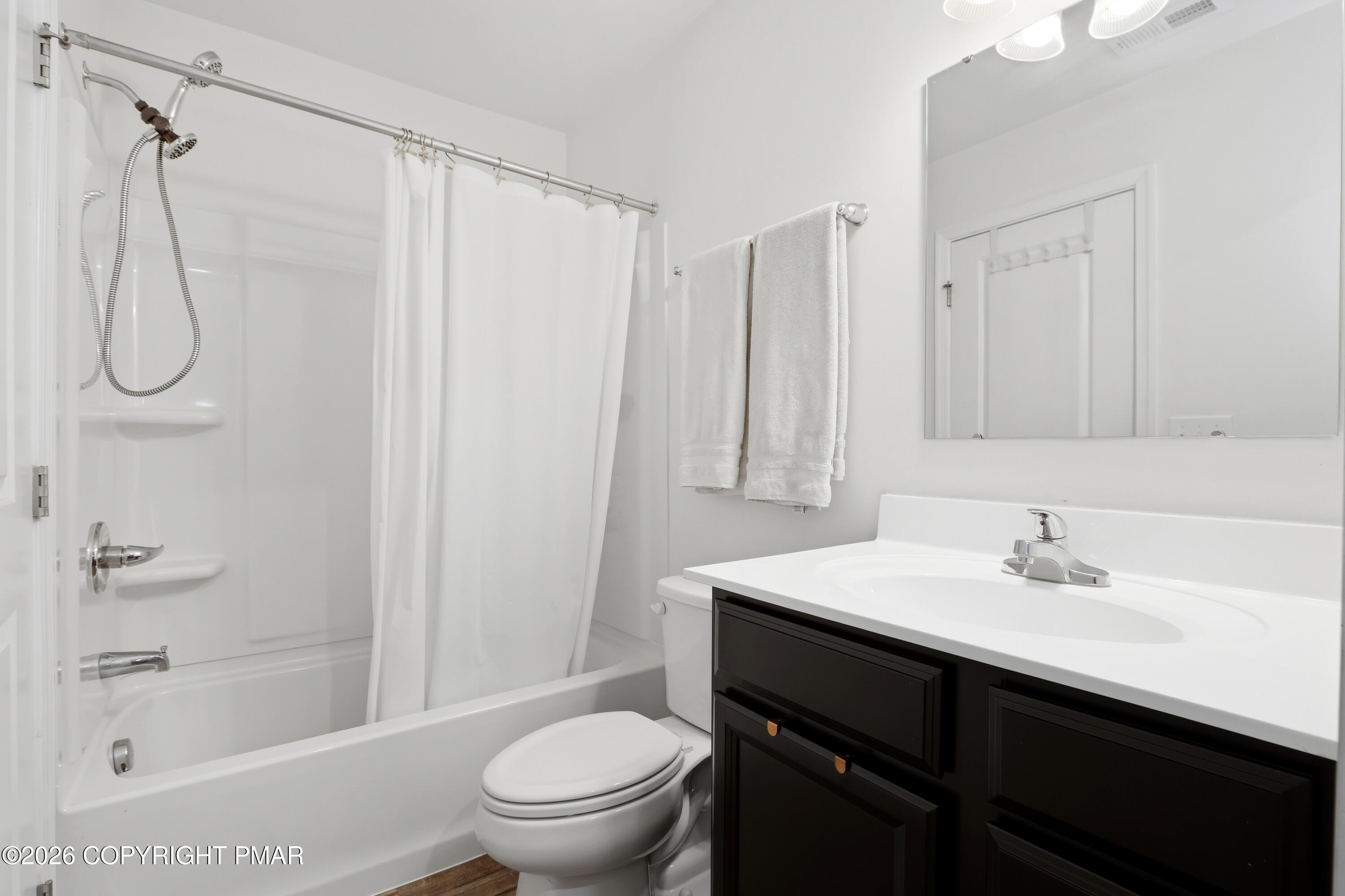 1929 Alex Road Easton, PA 18040 - Photo 24 of 35 095A1989