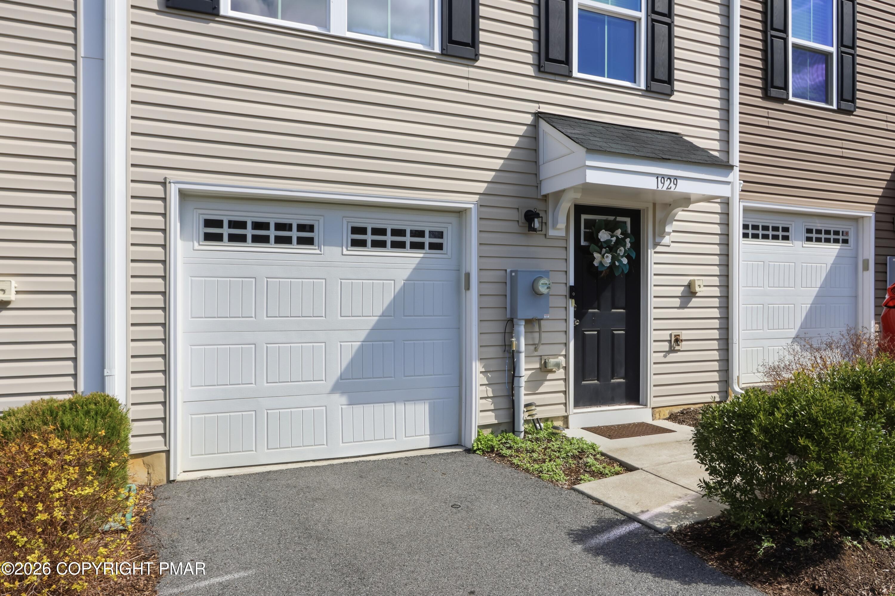 1929 Alex Road Easton, PA 18040 - Photo 4 of 35 095A2140