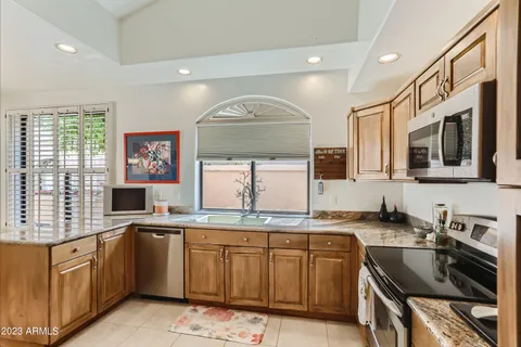 $4,700 | 10058 East Cinnabar Avenue, Scottsdale, AZ 85258