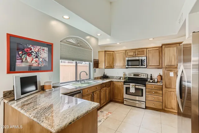 $4,700 | 10058 East Cinnabar Avenue, Scottsdale, AZ 85258