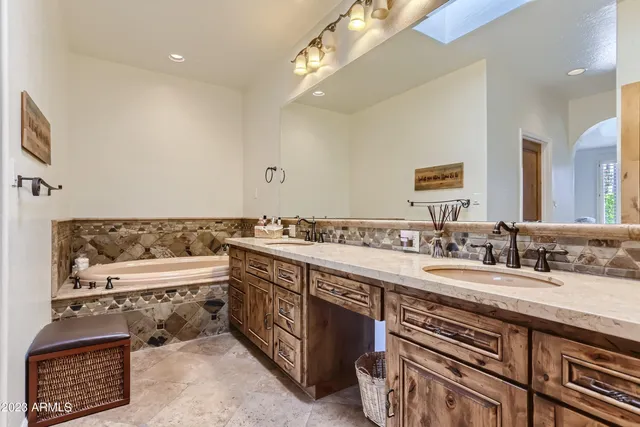 $4,700 | 10058 East Cinnabar Avenue, Scottsdale, AZ 85258