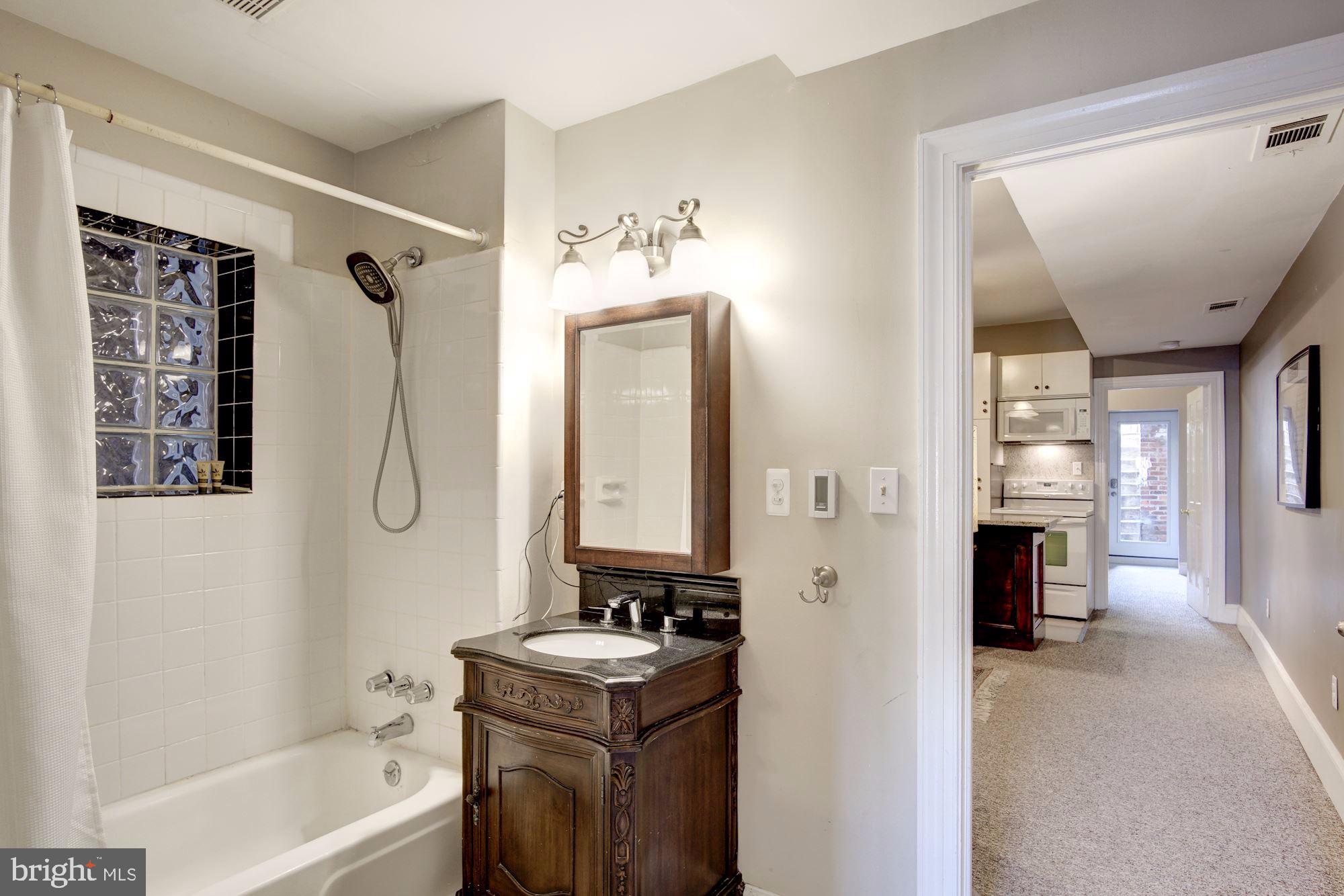 210 E Street Northeast Washington, DC 20002 - Photo 24 of 32 Bath full bath