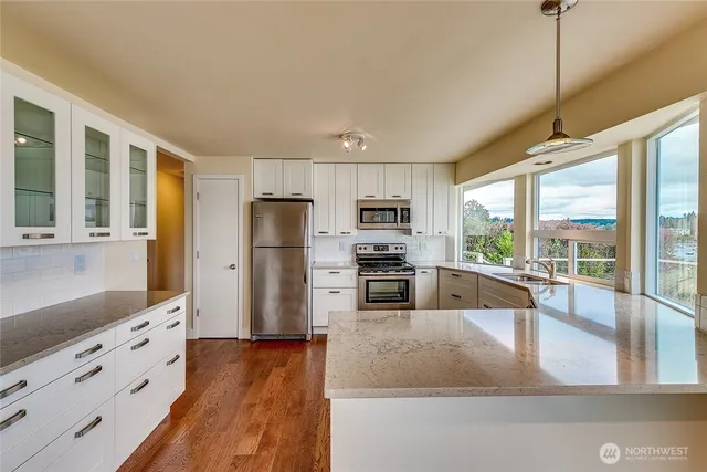 $4,500 | 5838 Packard Lane Northeast, Bainbridge Island, WA 98110