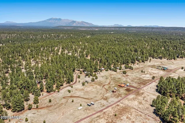 a view of lake view and mountain view