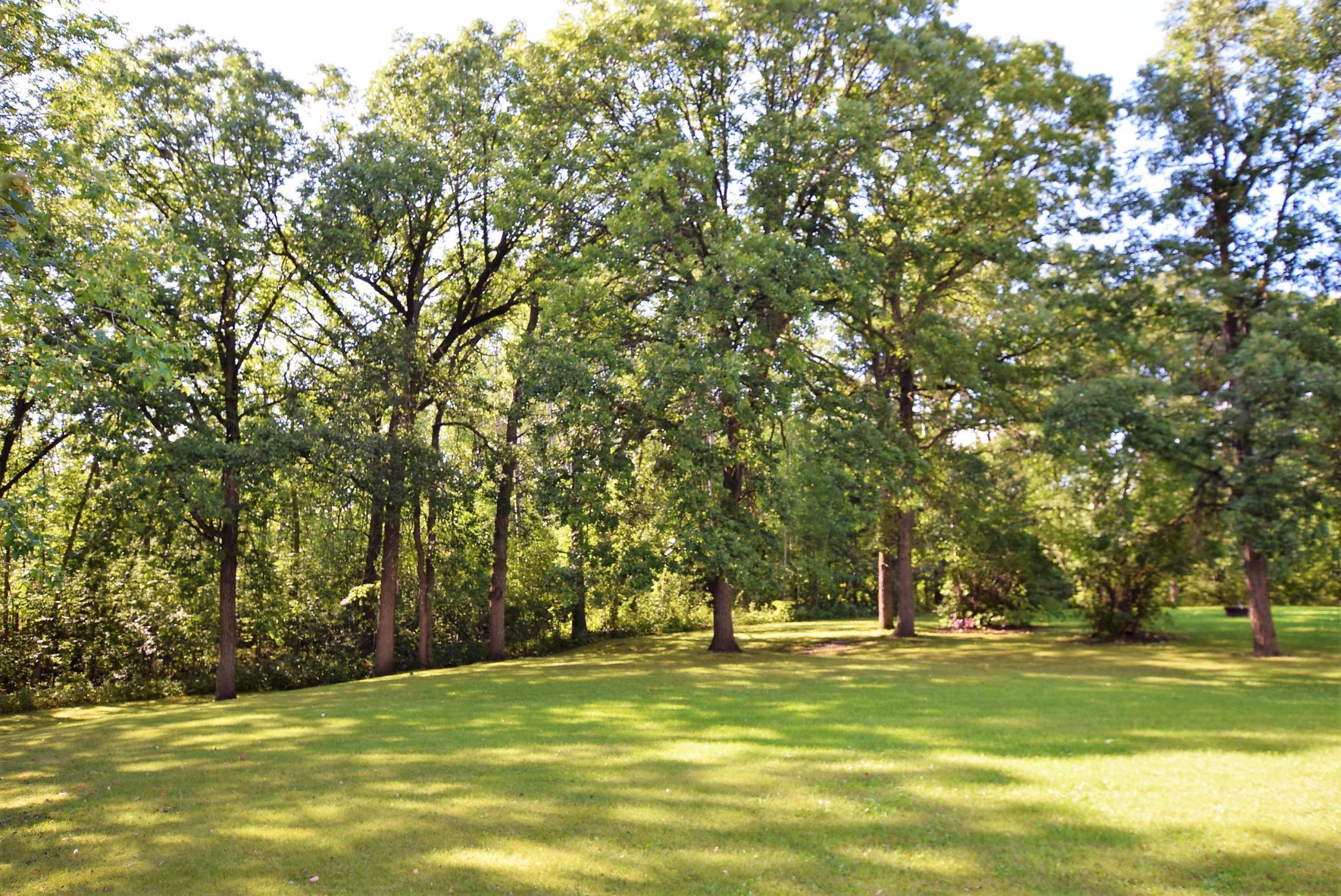 809 11th Avenue Southeast Roseau, MN 56751 - Photo 15 of 18