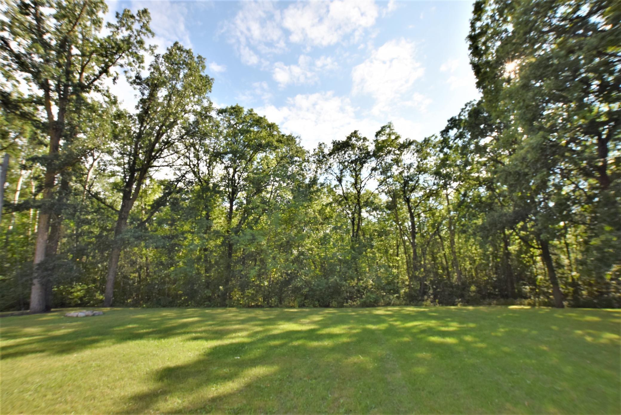 809 11th Avenue Southeast Roseau, MN 56751 - Photo 16 of 18