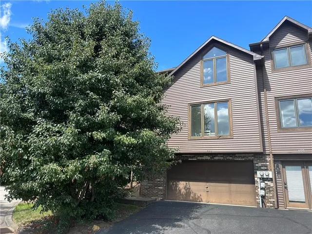 a view of house with a outdoor space