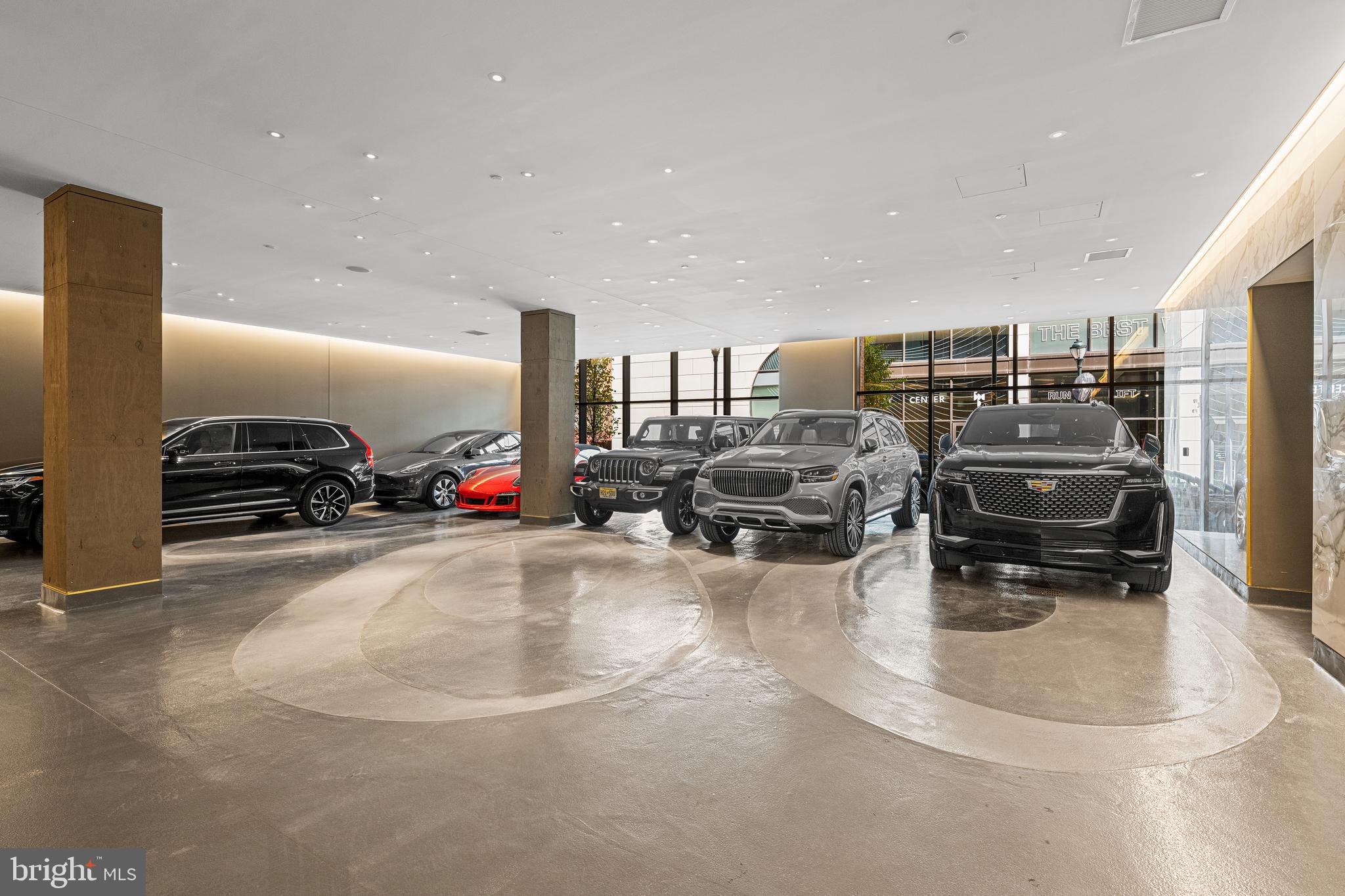 1911 Walnut Street, Unit 3003 Philadelphia, PA 19103 - Photo 24 of 27 a view of a gym with equipment