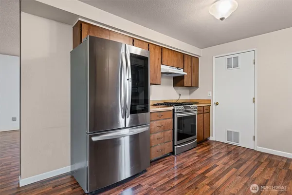 $445,000 | 401 Mill Avenue Southeast, Orting, WA 98360