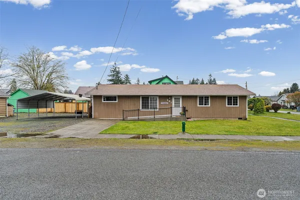 $445,000 | 401 Mill Avenue Southeast, Orting, WA 98360