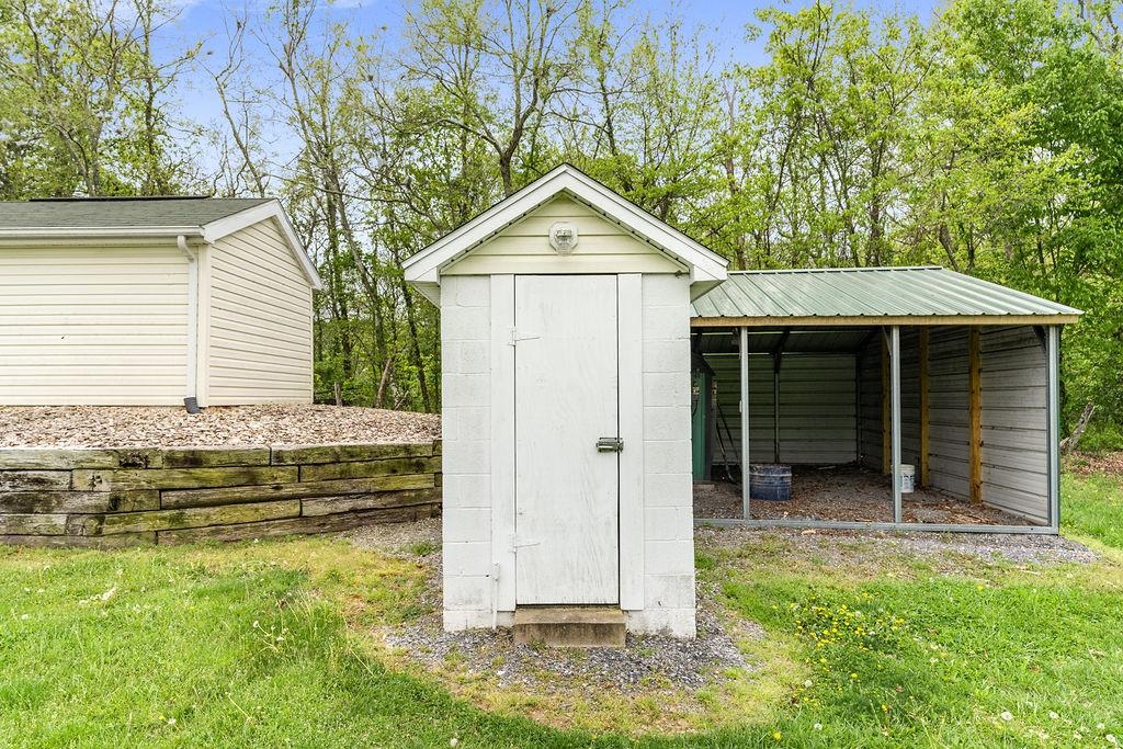 1413 Cold Springs Road Stuarts Draft, VA 24477 - Photo 60 of 74 Gallery Image 60