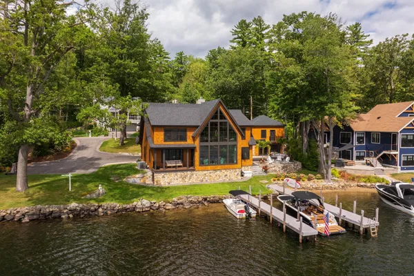 $4,995,000 | 47 Varney Point Rd Right, Gilford, NH 03249