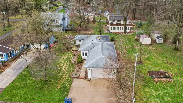 $550,000 | 10543 Wildwood Circle, Richland, MI 49083