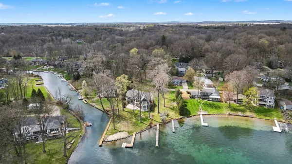 $550,000 | 10543 Wildwood Circle, Richland, MI 49083