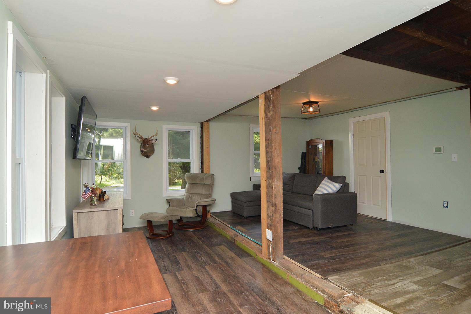 74 Round Barn Road Newmanstown, PA 17073 - Photo 5 of 25 Gallery Image 5
