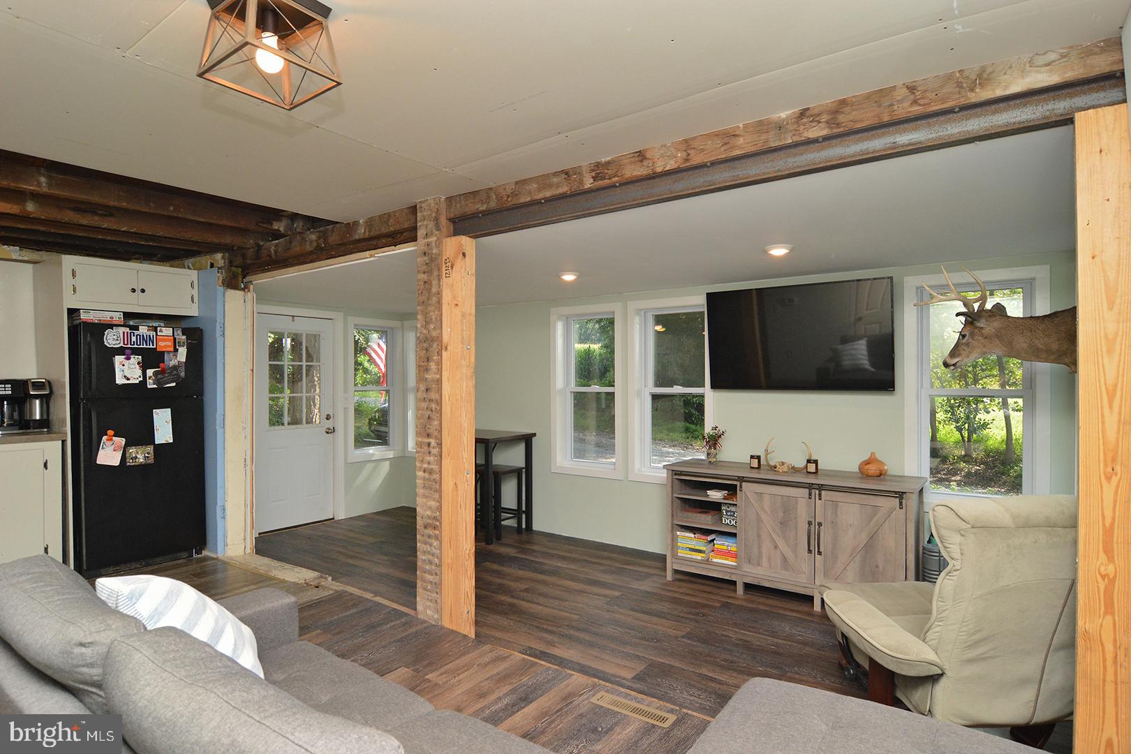 74 Round Barn Road Newmanstown, PA 17073 - Photo 6 of 25 Gallery Image 6