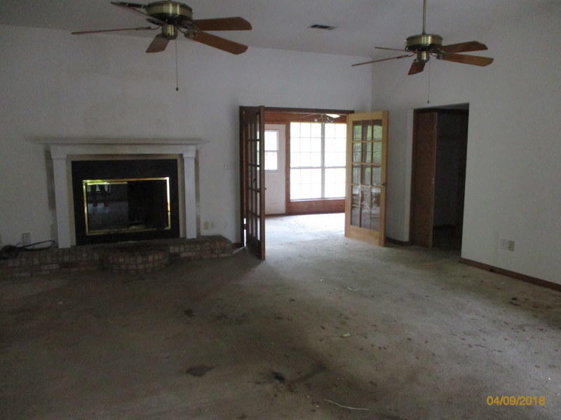 2548 Lake Silver Road Crestview, FL 32536 - Photo 3 of 19 IMG_4291