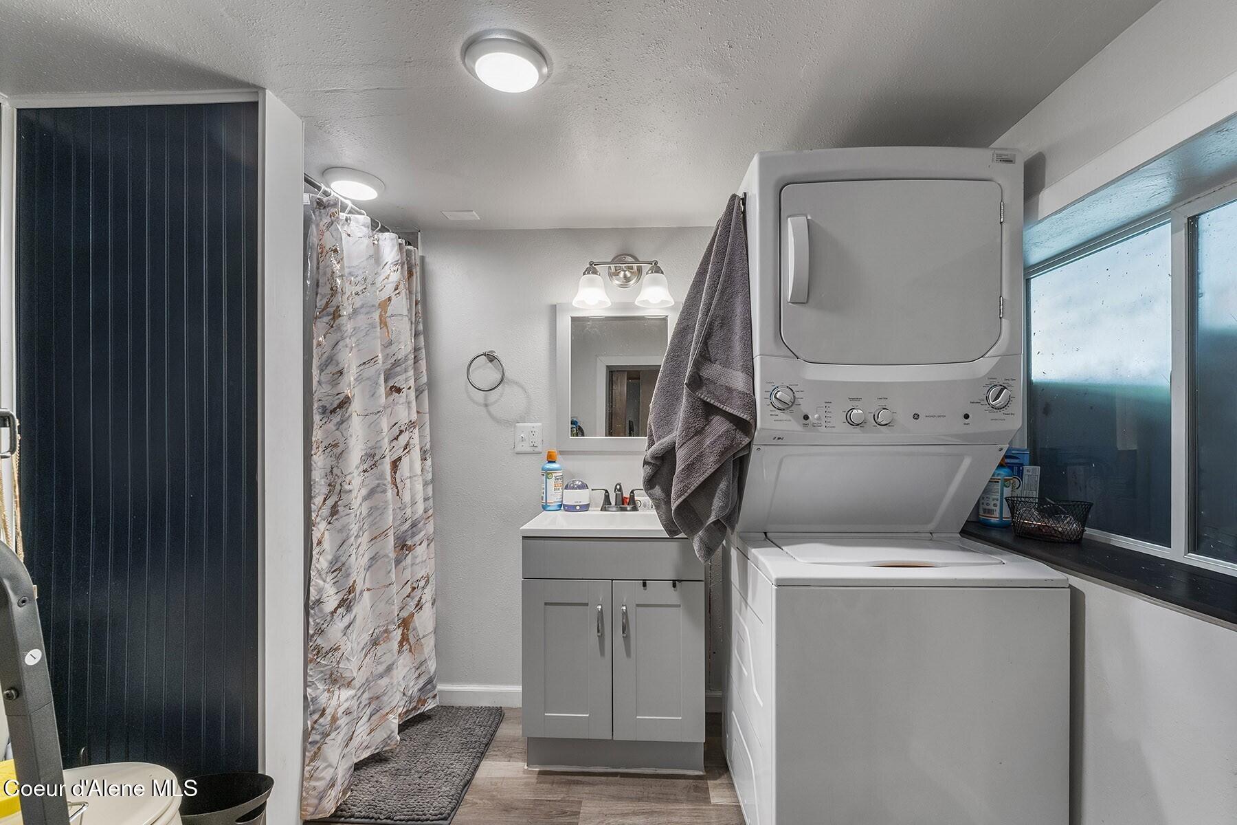 15544 North Gray Rathdrum, ID 83858 - Photo 31 of 40 Basement Laundry