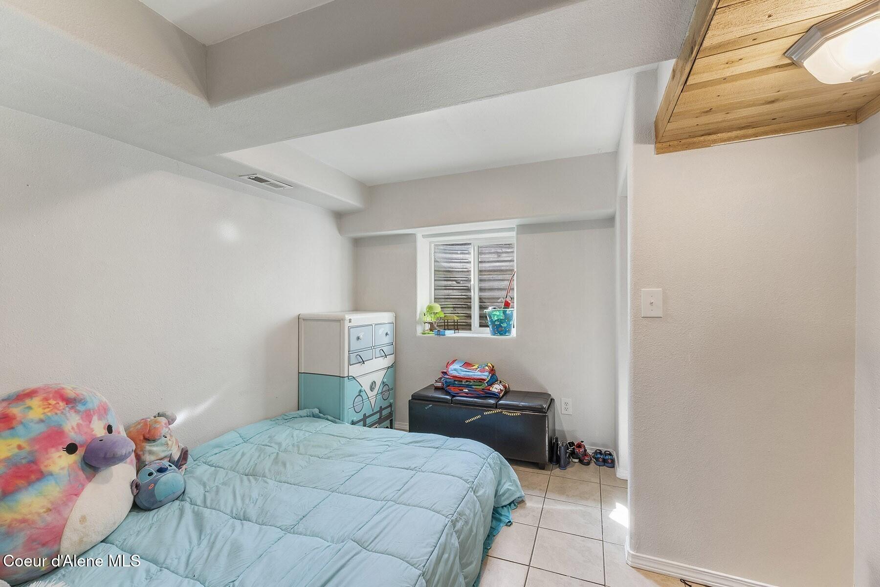 15544 North Gray Rathdrum, ID 83858 - Photo 35 of 40 Basement Bedroom
