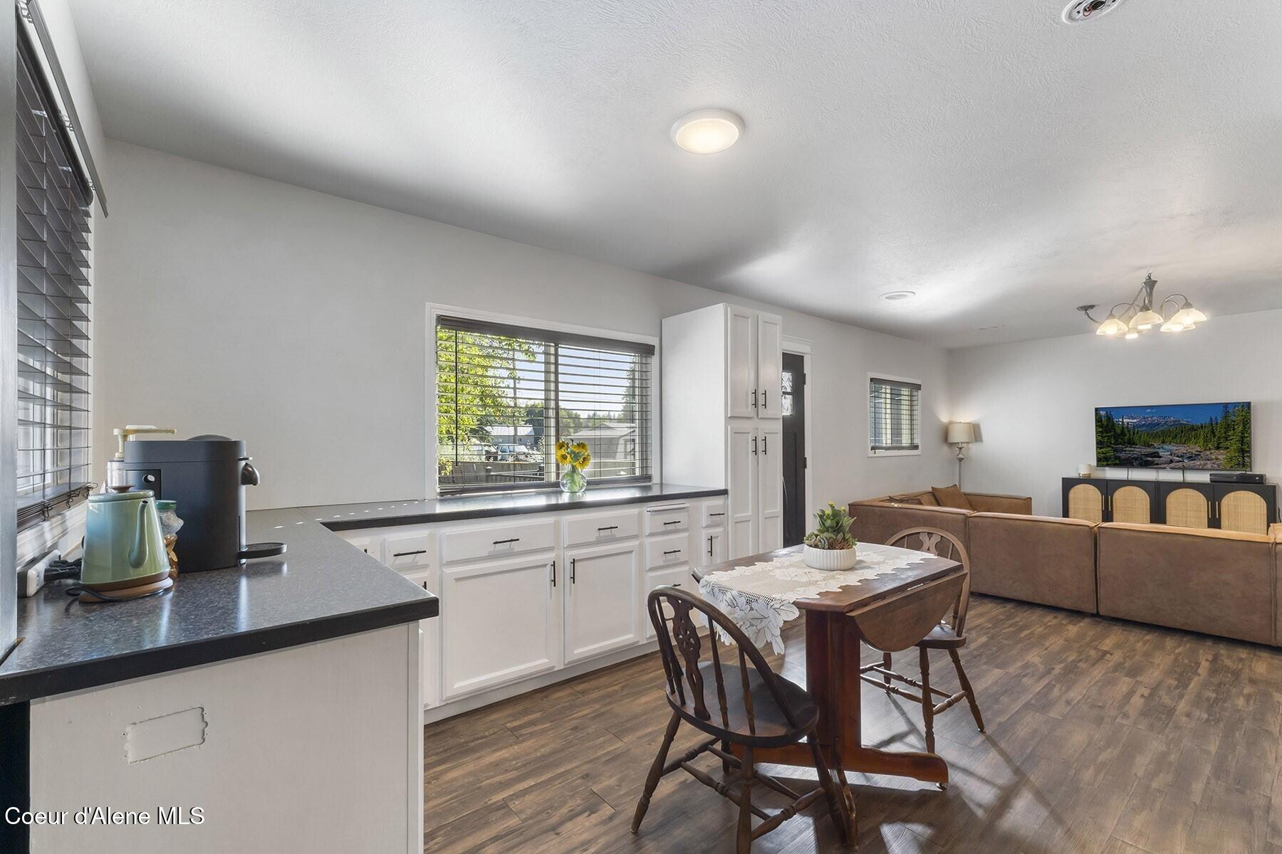 15544 North Gray Rathdrum, ID 83858 - Photo 7 of 40 Dining & Living Room