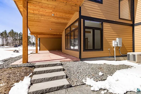 $1,250,000 | 311 Hartley Hills Lane, Duluth, MN 55803