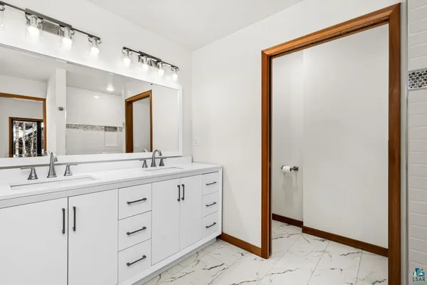 $1,250,000 | 311 Hartley Hills Lane, Duluth, MN 55803