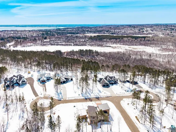 $1,250,000 | 311 Hartley Hills Lane, Duluth, MN 55803